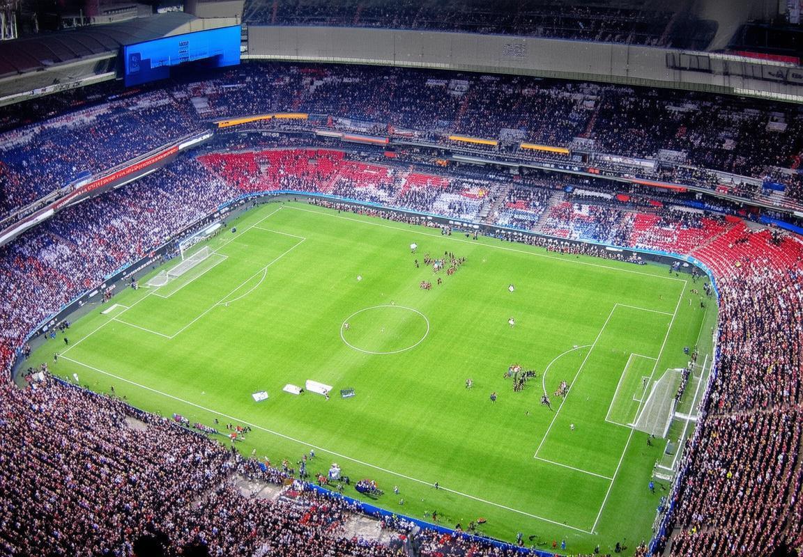 PSG与皇马：巅峰对决与足球文化交融解析(图1)